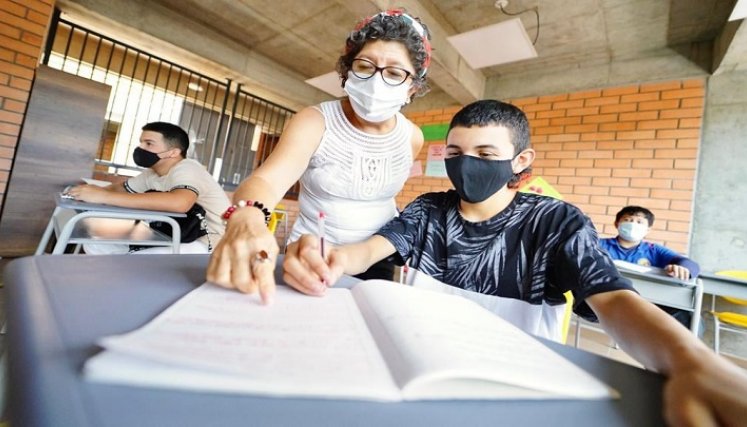 Más de 3,4 millones de estudiantes y más de 115 mil maestros han participado en la estrategia “Evaluar para Avanzar”./ Foto: Cortesía / La Opinión 