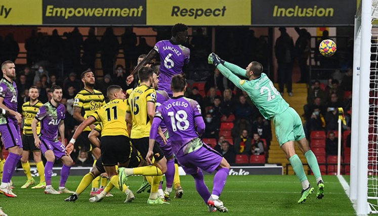 Dávinson Sánchez, defensa colombiano en la Premier League.