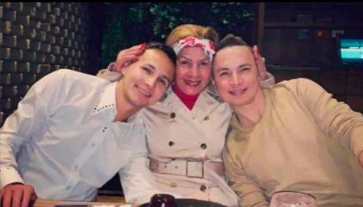 honier Leal habría asesinado con dos cuchillos a su hermano y a su mamá.
