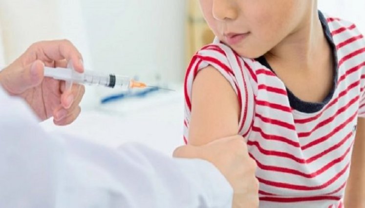 Piden vacunar a los niños contra el sarampión y la rubéola. / Foto: Cortesía / La Opinión 