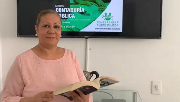 Ana Emilce Contreras, directora del programa académico de Contaduría Pública y profesora Unisimón. / Foto suministrada 