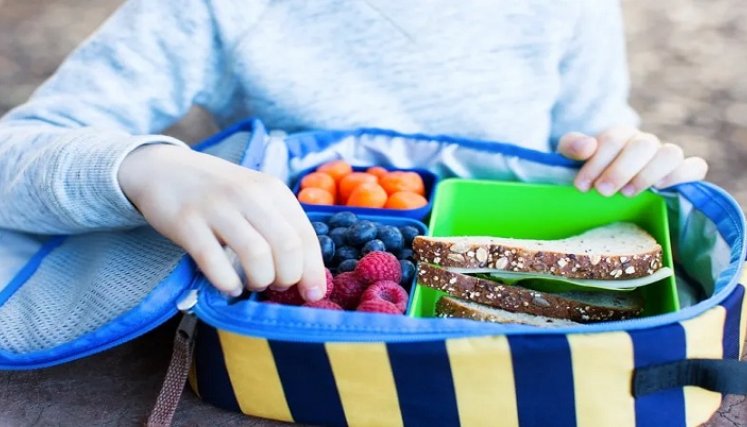Especialistas dan algunas recomendaciones para los alimentos que son importantes para los niños.