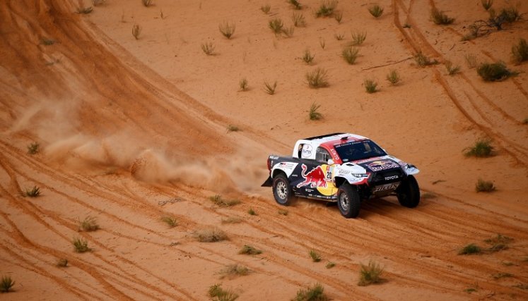 Joaquim Rodrigues ganó en motos y Carlos Sainz, en autos