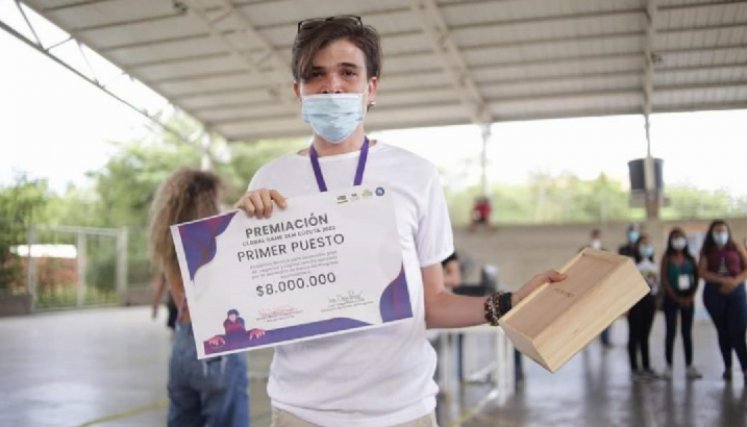 El cucuteño Daniel Cárdenas ganó con videojuego inspirado en el tapabocas