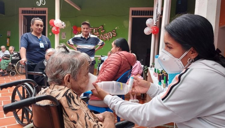 Una difícil situación financiera vive el Hogar del Abuelo Desamparado Nuestra Señora de la Torcoroma de Ocaña. Las hermanas de la Congregación de la Divina Providencia promueven el plan padrino para solventar la crisis económica.