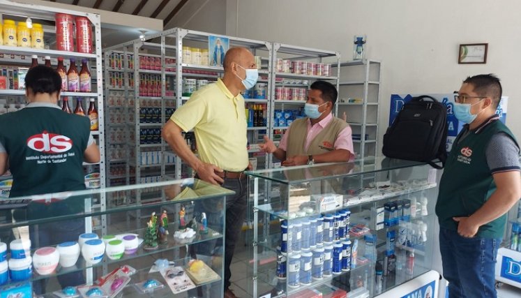 Funcionarios del Instituto Departamental de Salud, IDS, adelantan labores de inspección y vigilancia en las farmacias evitar la venta de medicamentos antidepresivos utilizados por los jóvenes para doparse.