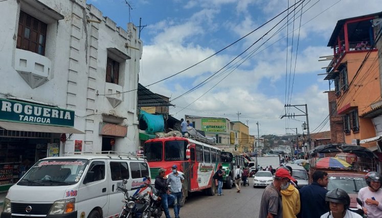 El sistema cubre interiores y exteriores del Centro Comercial.