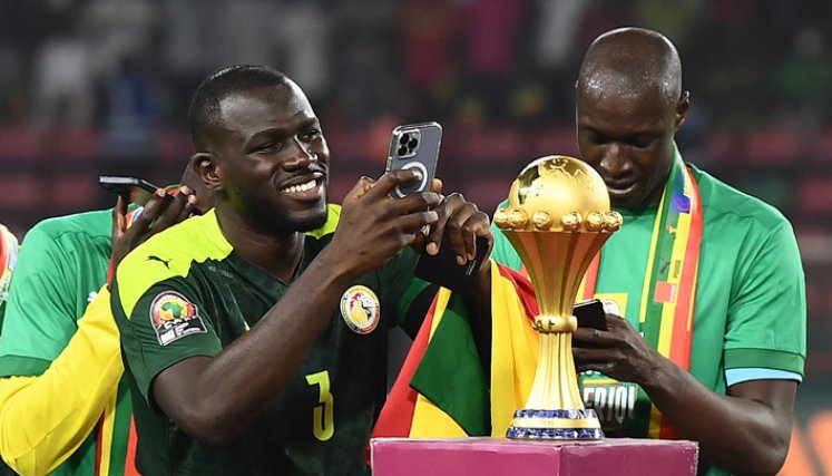 Los senegaleses se toman la revancha de la sesión perdida en la final de la CAN de hace veinte años ante Camerún.