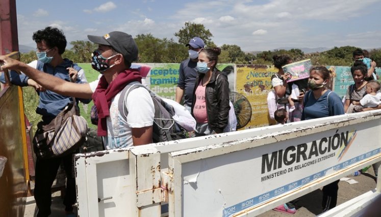 Impedimentos para cruzar hasta las poblaciones fronterizas