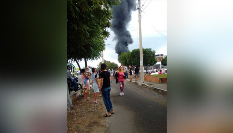 Versiones de testigos del hecho señalan que la causa de la situación serían fallas mecánicas en el automotor.