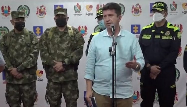 El ministro de Defensa se refirió a los panfletos en un video publicado en su cuenta de Twitter. 