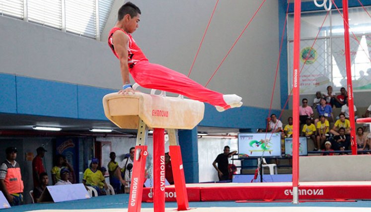 Ángel Barajas, gimnasta cucuteño. 