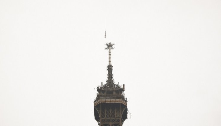 La torre Eiffel creció seis metros