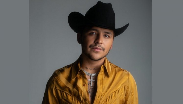 Christian Nodal se llevara el reconocimiento a "Evolución Extraordinaria"