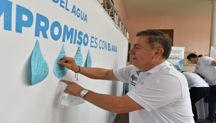 En el marco de la celebración del Día Mundial del Agua y con el objetivo de crear conciencia sobre la importancia de este recurso natural, se realizó la primera actividad de la Feria del Agua.