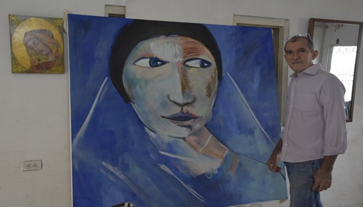 Emilio Quintero, enseña la pintura a domicilio 