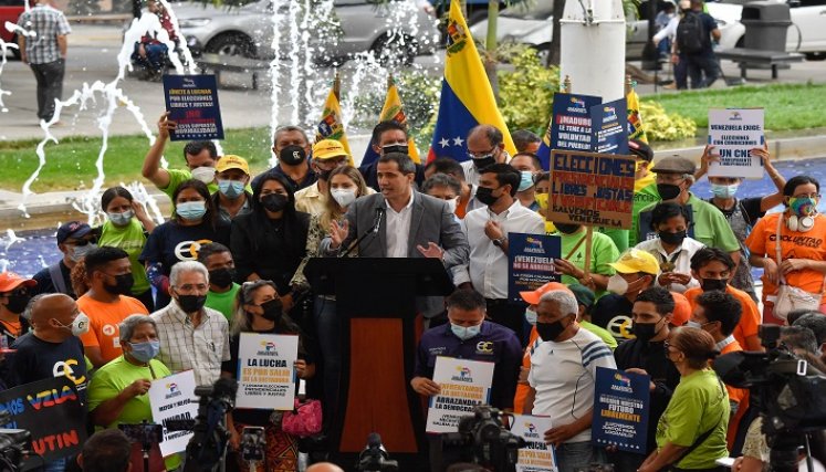 Oposición venezolana pide elecciones presidenciales 