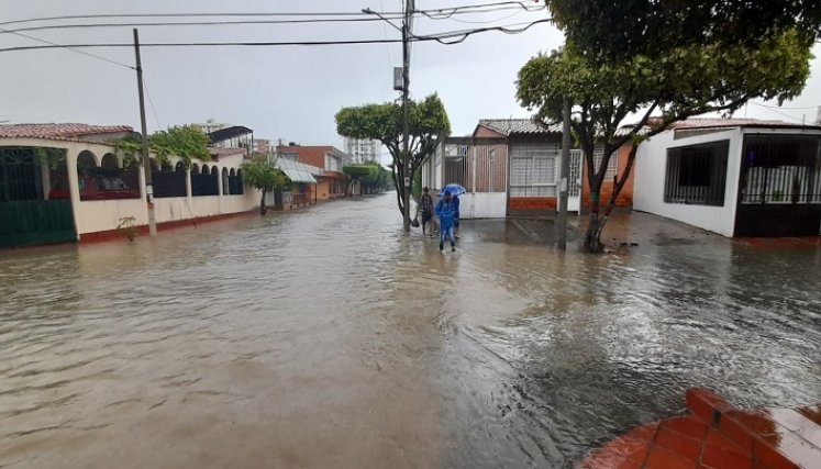 Inundaciones en Prados del Este./Foto: Orlando Carvajal/La Opinión.
