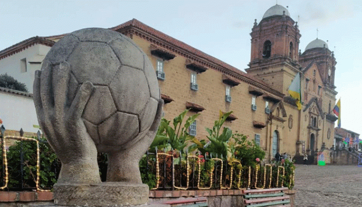 Monguí: un pueblo boyacense dedicado a la creación de balones