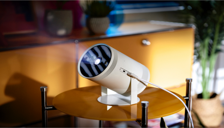 The Freestyle el proyector con características de Smart TV 