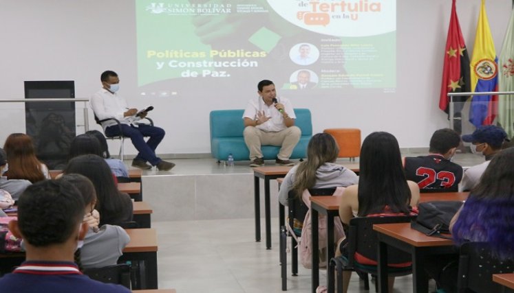 Luis Fernando Niño fue el invitado a la tertulia Políticas Públicas y Construcción de Paz./ Foto: Cortesía / La Opinión 