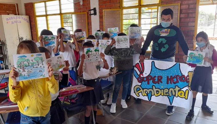 La alcaldía les enseña a los niños a separar la basura y a proteger el medio ambiente./Foto Cortesía