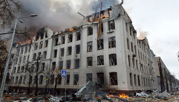 Bombardeo ruso en Kiev cae cerca del simbólico sitio de una matanza nazi