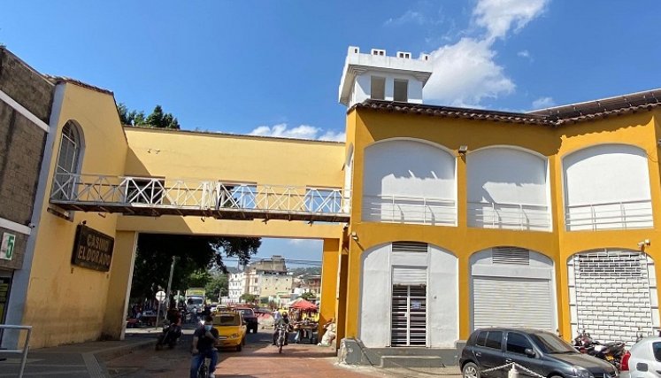 El abandono del centro comercial Las Mercedes