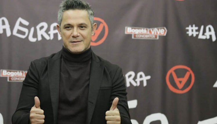 El cantante regresa al país. 