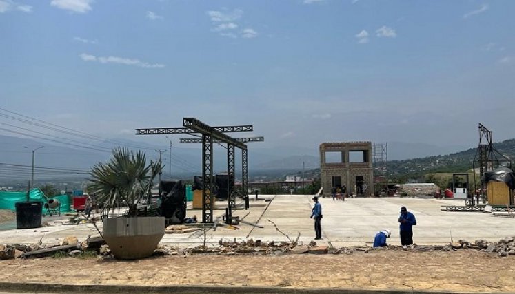 Construcción de una Estación de Servicios (EDS) en terreno donado como área de cesión por Conjunto Sierra Nevada. (Foto:Cortesía)