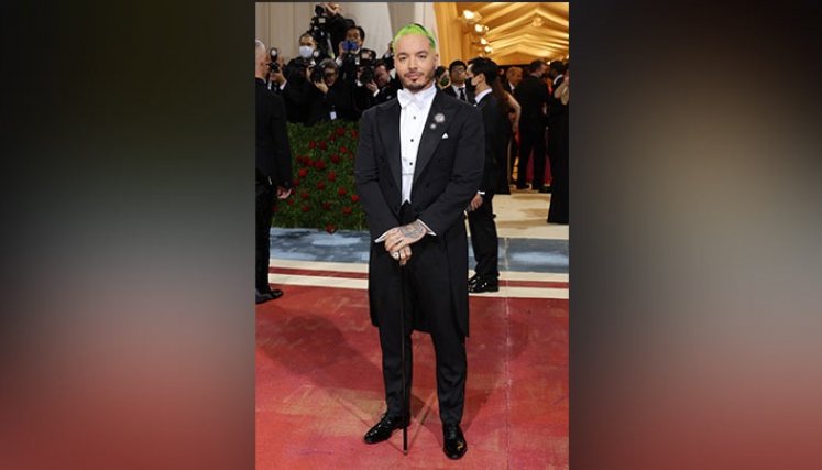 J Balvin regresa con nueva colección y campaña