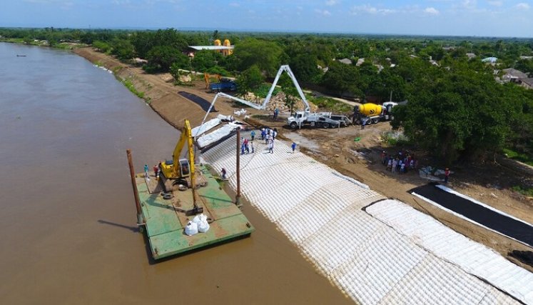Obras de reconstrucción inconclusas reporta la Contraloría