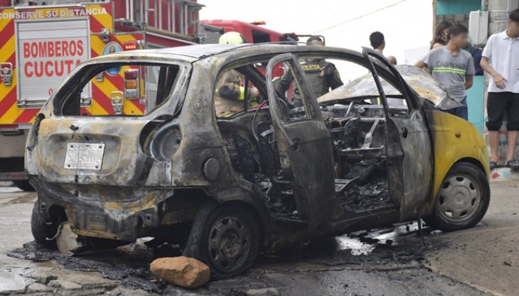 Taxistas, entre el terror de la disidencia y la delincuencia