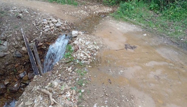 Infraestructura vial afectada por los torrenciales aguaceros