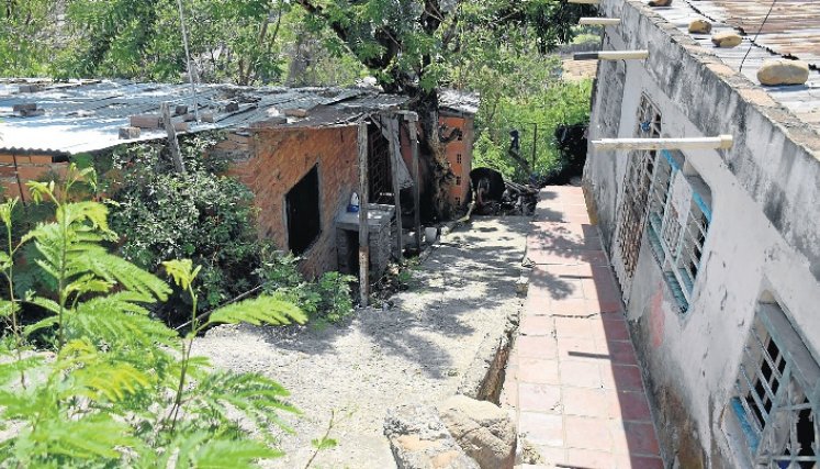 En esta calle se cayeron las casas, hace 12 años. 