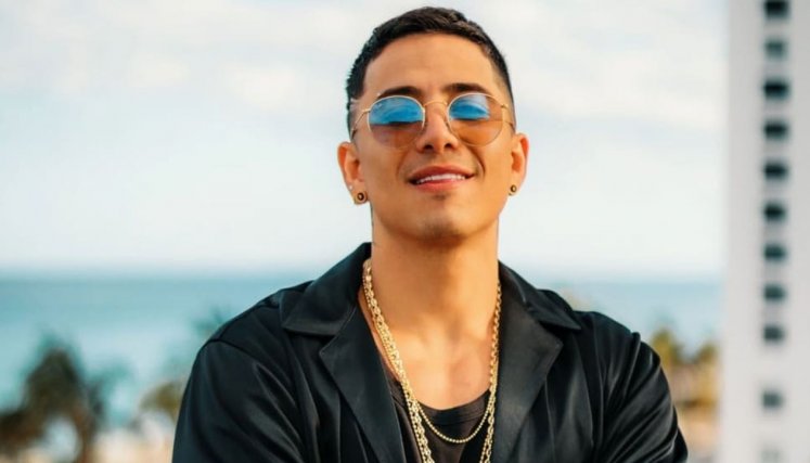 Andy Rivera lanza canción 