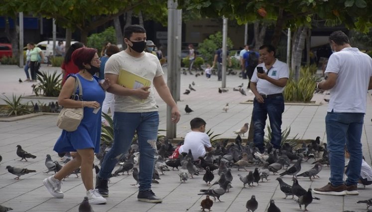 El 33% de los refuerzos aplicados en Cúcuta, aún no permiten eliminar el uso del tapabocas en sitios cerrados./ Foto: Pablo Castillo / La Opinión 