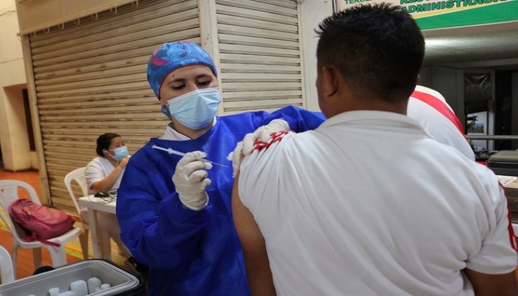 Debido a los efectos de la ola invernal los cuadros gripales aumentan en el municipio de Ocaña. El hospital refuerza el Centro Transitorio Respiratorio para atender a los pacientes.