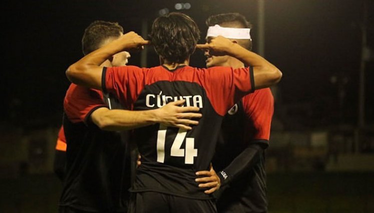 Jefry Zapata Ramírez, delantero del Cúcuta Deportivo 2022. 
