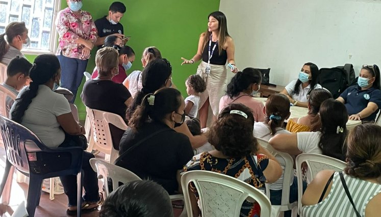 Socialización en el barrio Cuberos Niño.