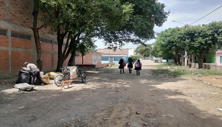 Algunas vías están sin pavimentar aún. / Foto: Darlin Ramírez L./La Opinión