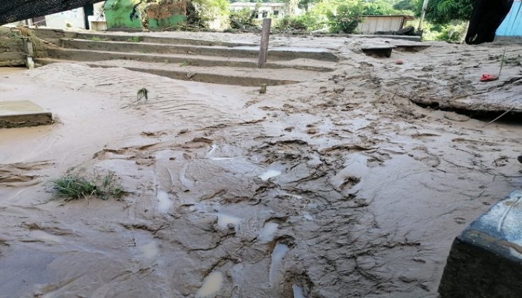 Integrantes de la comunidad Barí de la zona del Catatumbo solicitan la ayuda humanitaria para mitigar los efectos de la ola invernal.