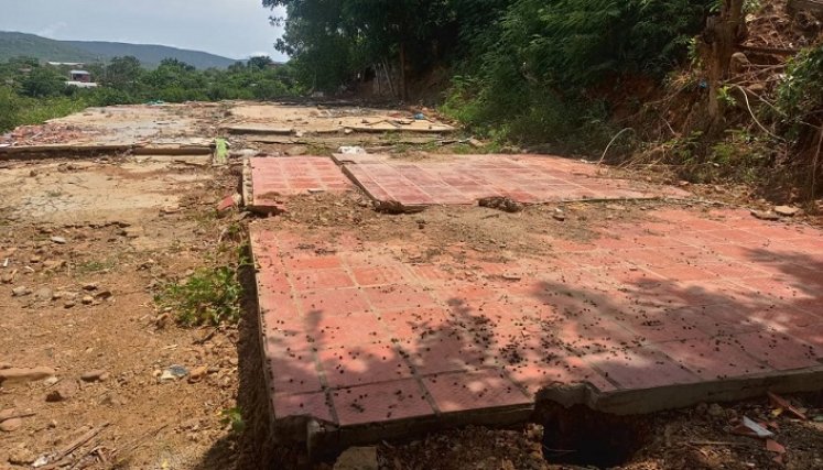 Las familias de la zona tienen miedo a que la tragedia vuelva a ocurrir, pues sus casas tampoco soportarían la fuerza de la naturaleza.