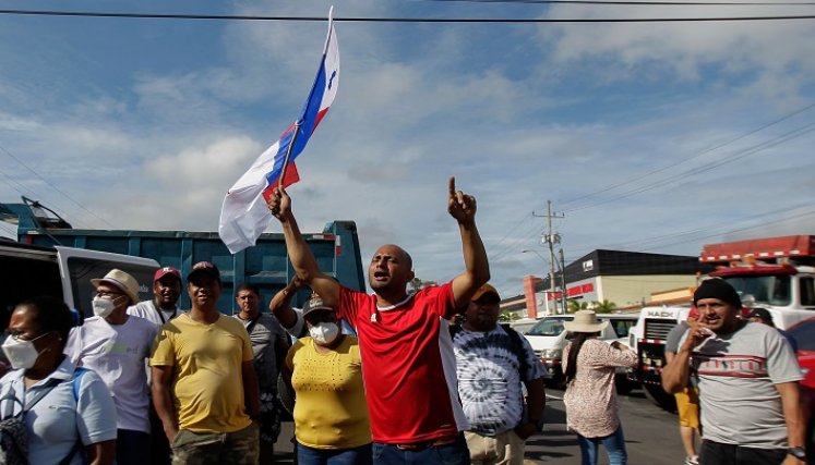 Panameños "en pie de guerra" cierran vías por alza de combustible y corrupción./Foto: AFP