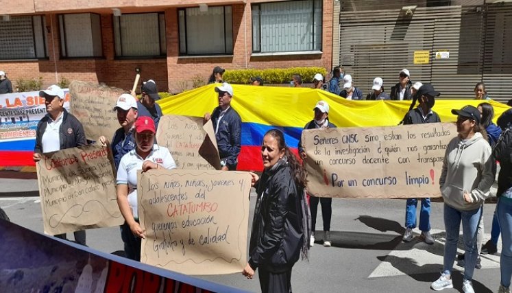 Cientos de docentes del Catatumbo llegaron a Bogotá para unirse al plantón. / Foto: Cortesía / La Opinión 