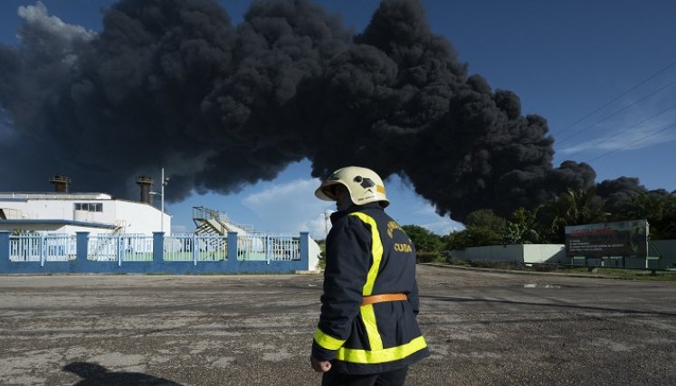 Hay 77 personas quemadas y 17 desaparecidas tras incendio en Cuba./Foto: AFP