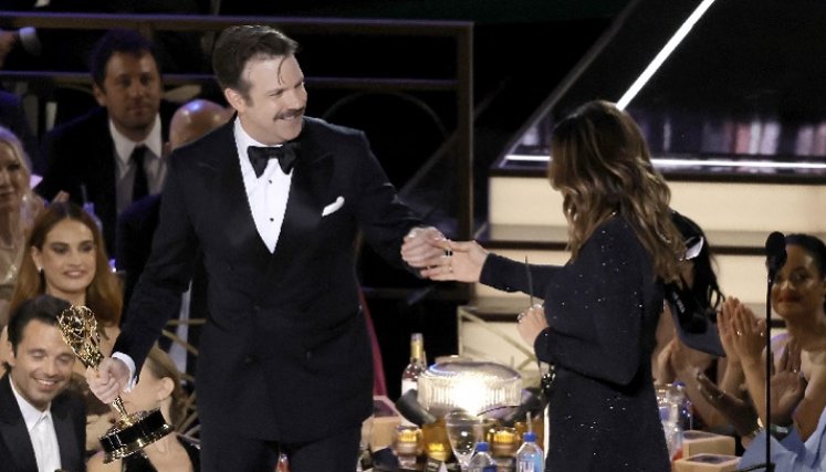 'Succession' y 'El juego del calamar' barrieron en los Emmy