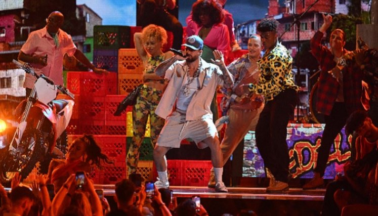 Bad Bunny arrasó en los Billboard de Música Latina