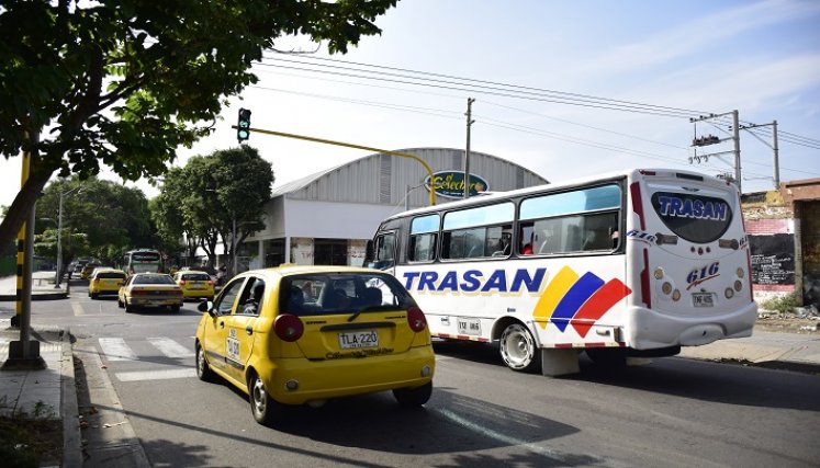 En la ciudad hay cerca de 1.800 busetas. / Fotos: Pablo Castillo./ La Opinión 