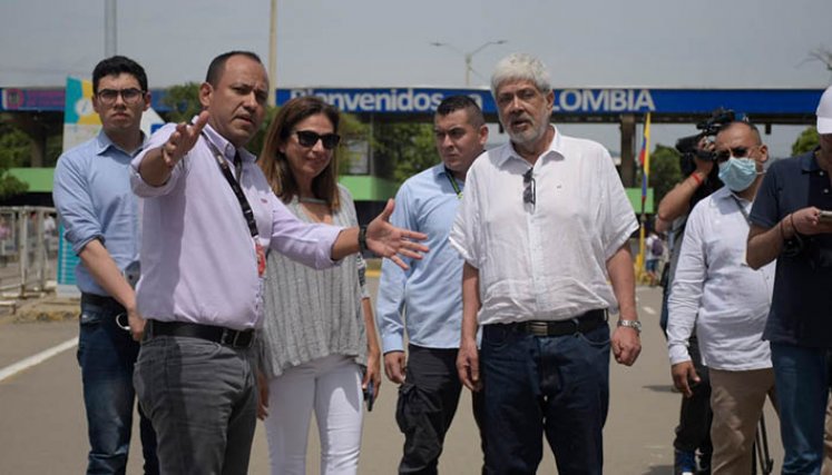 Ministro de Comercio, Industria y Turismo ya está en la frontera